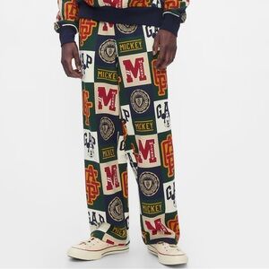 GAPxDisney Baggy MultiLogo Sweatpants